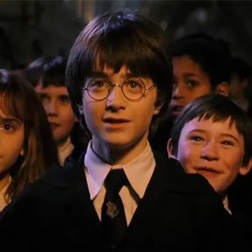 ¡Harry Potter regresará! Warner y Bloomberg están en proceso de desarrollo de una serie de televisión de la saga.