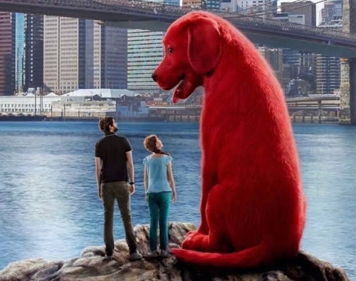 ¿Un perro rojo en cines?