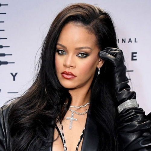 Rihanna se posiciona como la cantante más rica del mundo